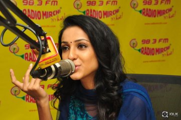 Majnu Movie Team At Radio Mirchi